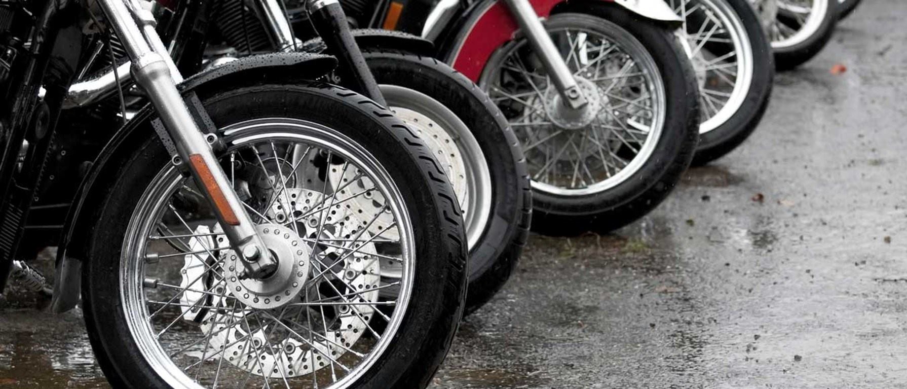 Motocicletas parqueadas
